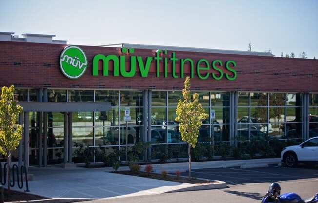 shopping strip at Lionsgate South, Hillsboro, OR, 97124