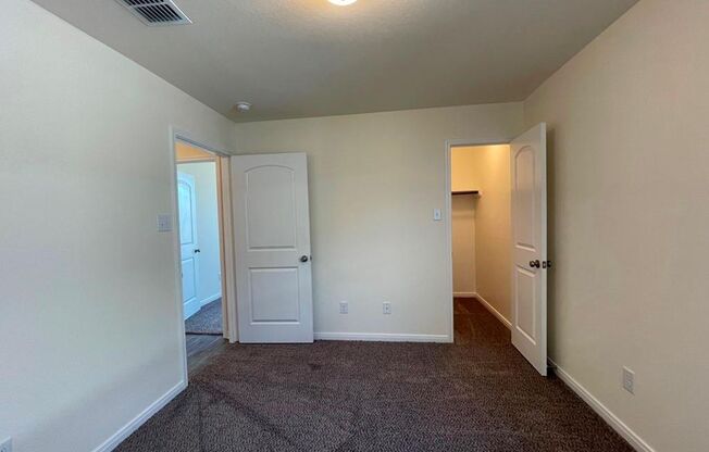 3 beds, 2 baths, $1,750