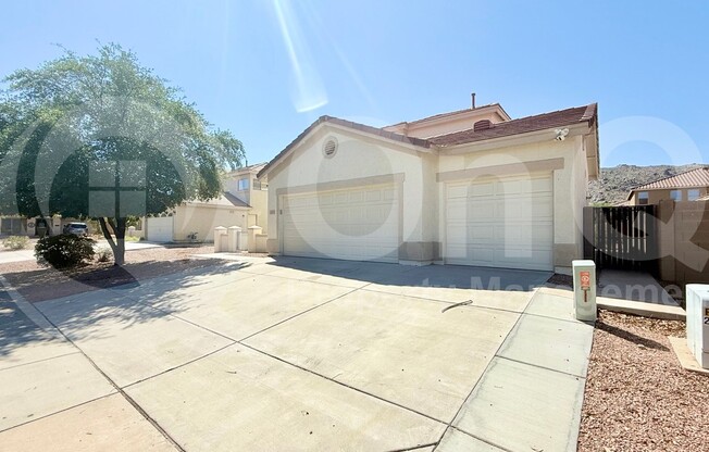 1313 E BETH DR