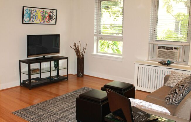 1 bed, 1 bath, 676 sqft, $2,795, Unit 610