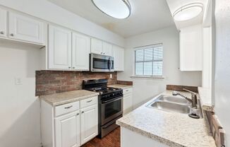 1 bed, 1 bath, 630 sqft, $583