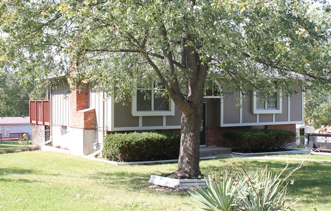 AVAILABLE NOW! Beautiful 3 Bedroom Home in Staley Neighborhood