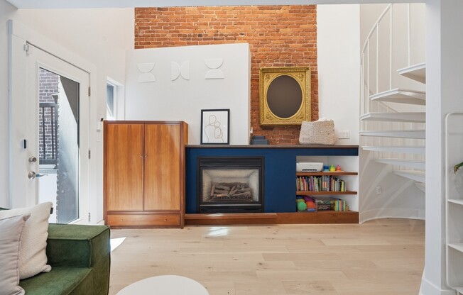15 CAZENOVE ST