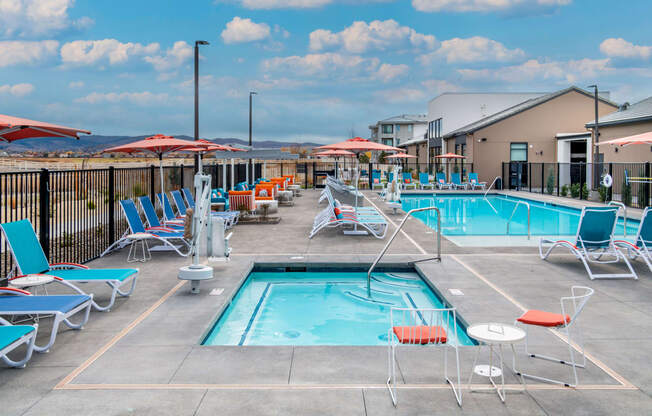 the swimming pool at Palomino