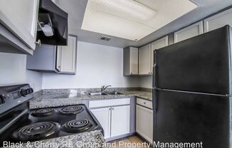 Newly rehabbed 2 bedrooms & 1 bathroom Unit near Downtown Las Vegas Area!