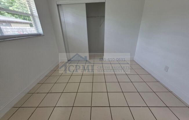 2 beds, 1 bath, 827 sqft, $1,895, Unit 6890- 5th