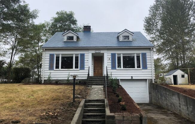 3 Bd / 2 Ba Kent Home