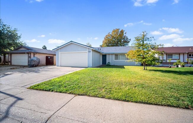 2944 Calle Del Sol Way