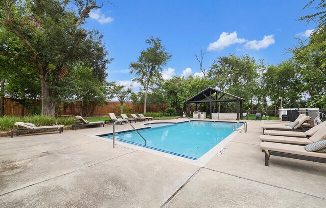 2 beds, 2 baths, 800 sqft, $1,595, Unit 4132