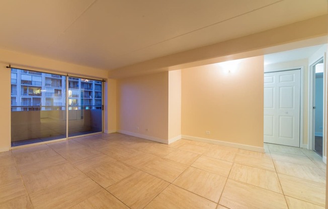 Napili Towers living area