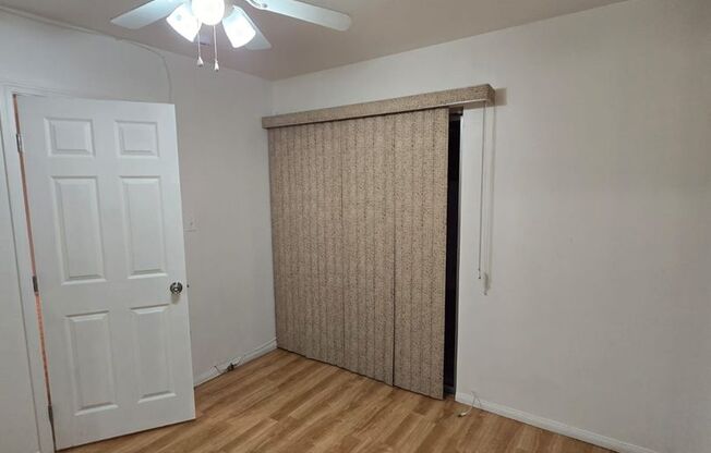 2 beds, 1 bath, $2,750, Unit #52