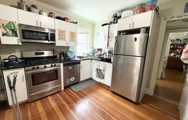 81 FLORENCE ST
