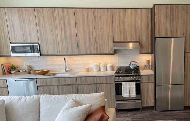 Studio, 1 bath, 459 sqft, $2,045, Unit 604