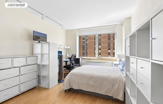 2 beds, 2 baths, 1,112 sqft, $7,000, Unit 15F