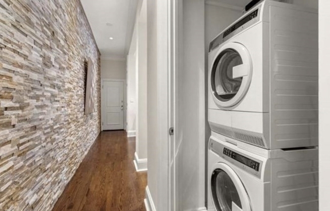 382 Commonwealth Ave 23