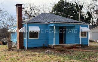 CUTE 1940'S BUNGALOW IN SHANNONDALE COMMUNITY IN N. KNOXVILLE!!