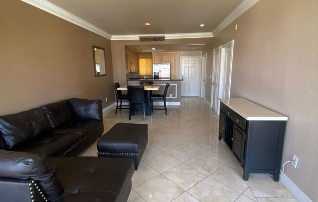 1 bed, 1 bath, $1,700, Unit #322
