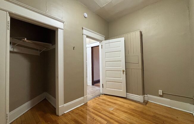 1 bed, 1 bath, 433 sqft, $899, Unit 10A