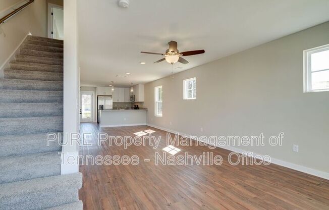 600 HADLEY VLG BLVD
