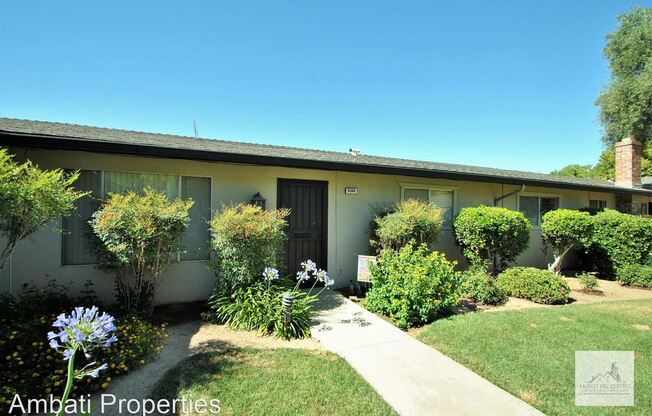 6346 N. Palm Ave