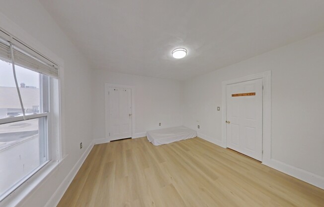 4 beds, 1.5 baths, 1,724 sqft, $3,700, Unit SF