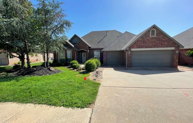 4 Bedroom 3 Bath Custom Home *  Edmond * Across From Mitch Park