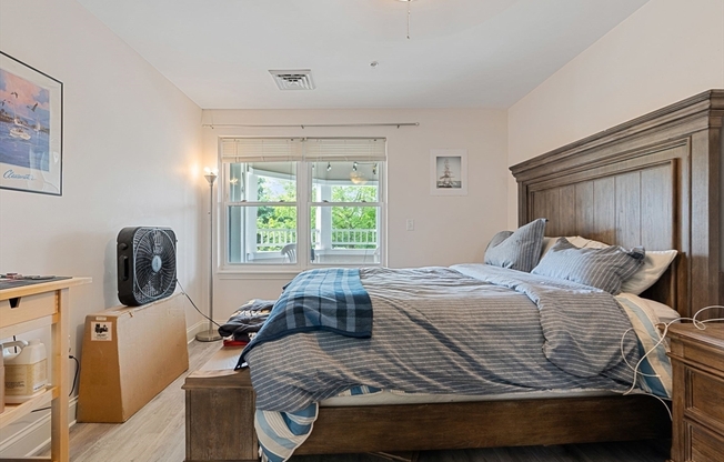 2 beds, 2 baths, 1,170 sqft, $3,500, Unit 204