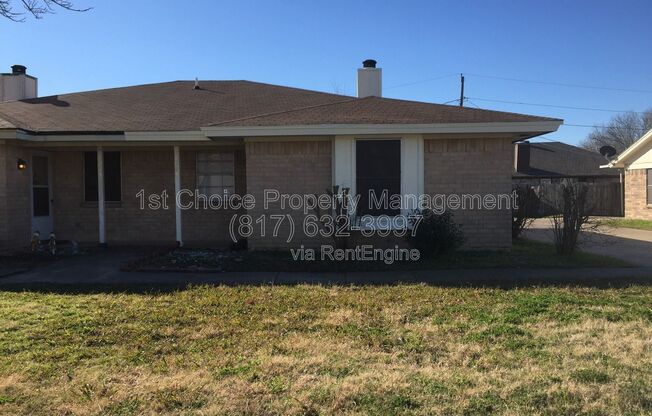 7704 JENNIFER LN