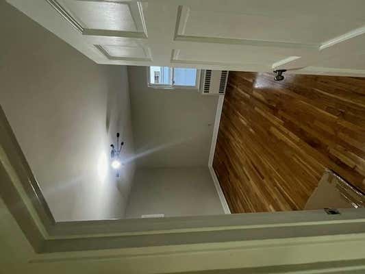 3 beds, 1 bath, 1,100 sqft, $3,500