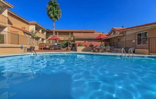 1 bed, 1 bath, 700 sqft, $1,795, Unit 12