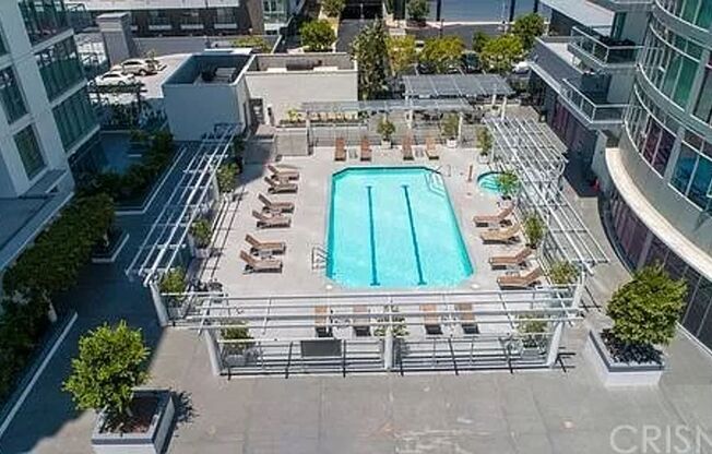 2 beds, 2 baths, $3,950, Unit Unit 1604