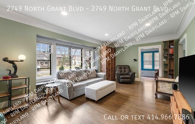 2749 N GRANT BLVD