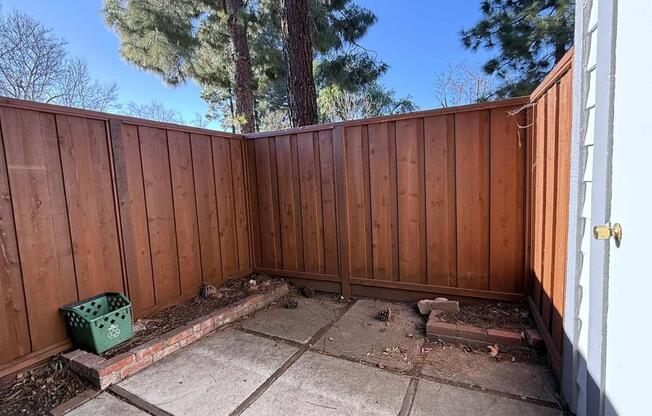 6100 JOAQUIN MURIETA AVE