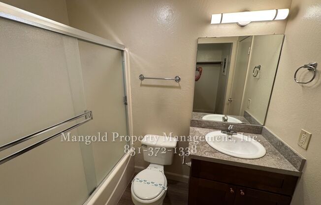 1 bed, 1 bath, 576 sqft, $1,875, Unit 09