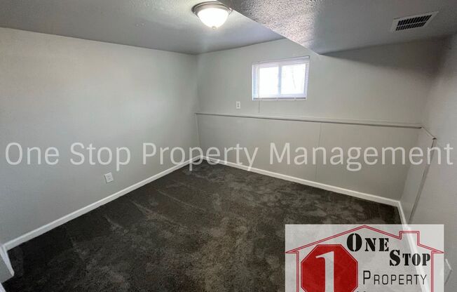 3 beds, 1 bath, $1,200