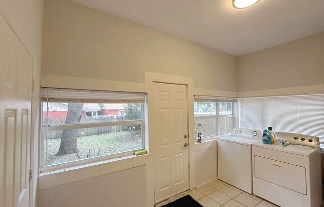 3 beds, 2 baths, $2,300