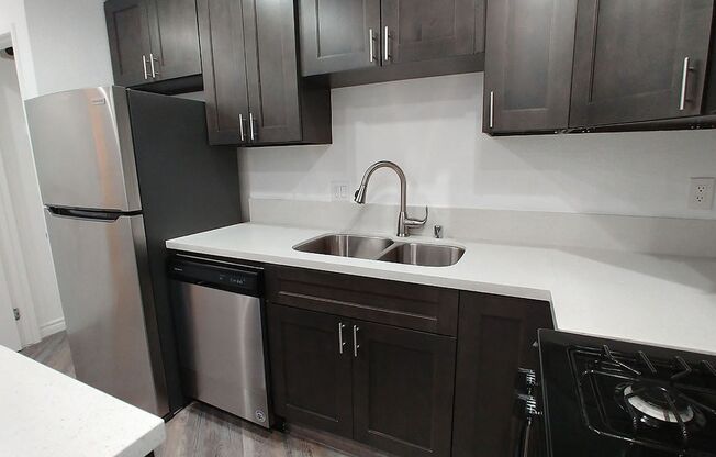 2 beds, 2 baths, 910 sqft, $2,650, Unit 508