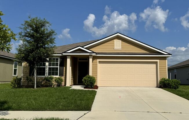 Nearly New Beautiful Green Cove Springs / Willow Springs Home