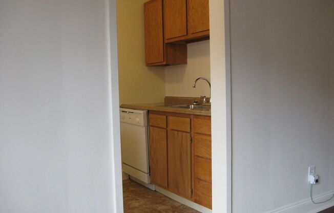 (640) Southcrest Heights Apartments