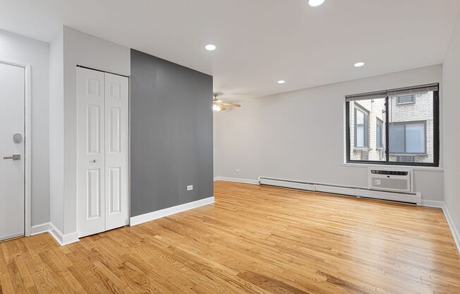 1 bed, 1 bath, 536 sqft, $1,750, Unit 336