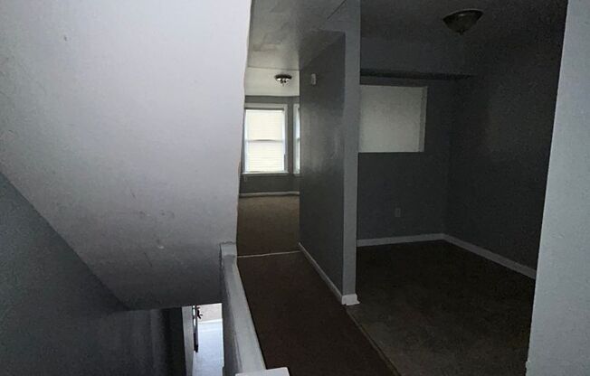 2 beds, 1 bath, $1,850, Unit #2