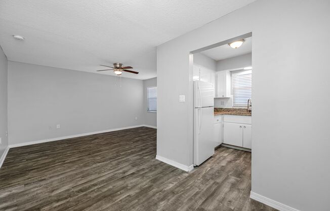 1 bed, 1 bath, 600 sqft, $1,195, Unit 207