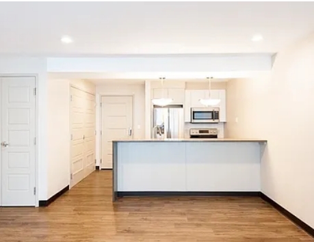 1 bed, 1 bath, 640 sqft, $3,600, Unit Unit 406