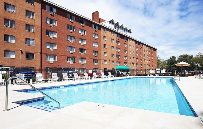 Edgewater Landing Pool