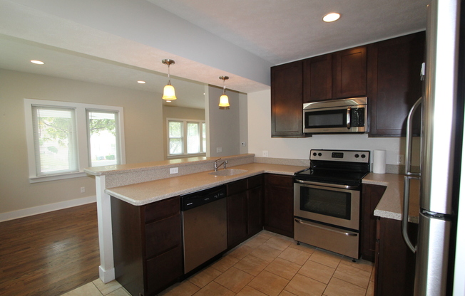 3 beds, 2 baths, $1,825