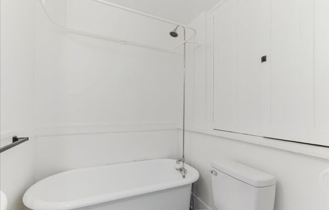 Studio, 1 bath, 332 sqft, $925, Unit 308