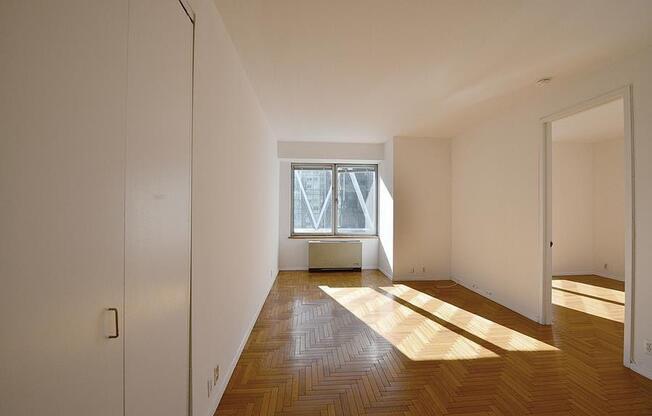 1 bed, 1 bath, 537 sqft, $4,000, Unit 21-F
