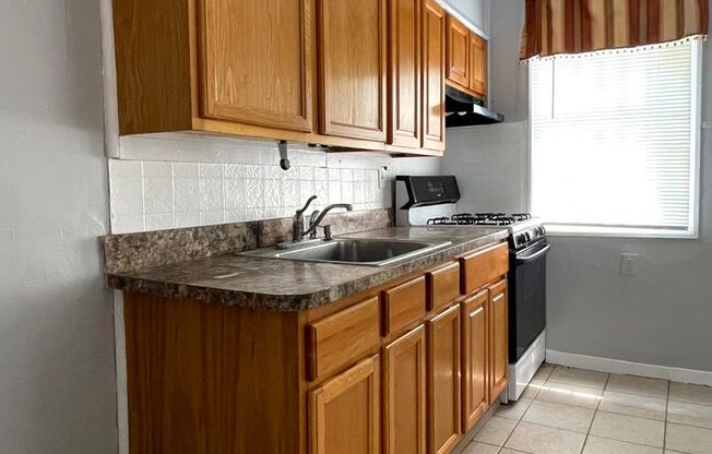 3 Bedroom Home Steps to LaSalle University