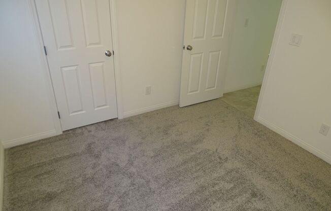 5 Bedroom Home, 1st Floor Bed and Full Bath, Loft In Inspirada