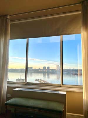 2 beds, 2 baths, 1,099 sqft, $8,000, Unit 6N